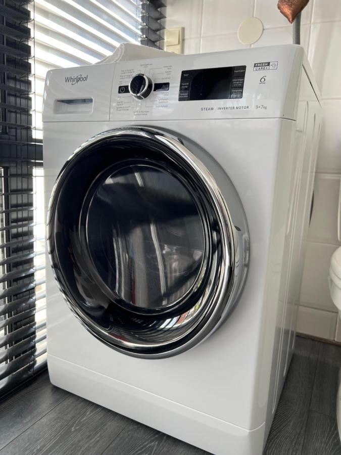 Canal Apartment At Historic Citycenter آميسفورت المظهر الخارجي الصورة