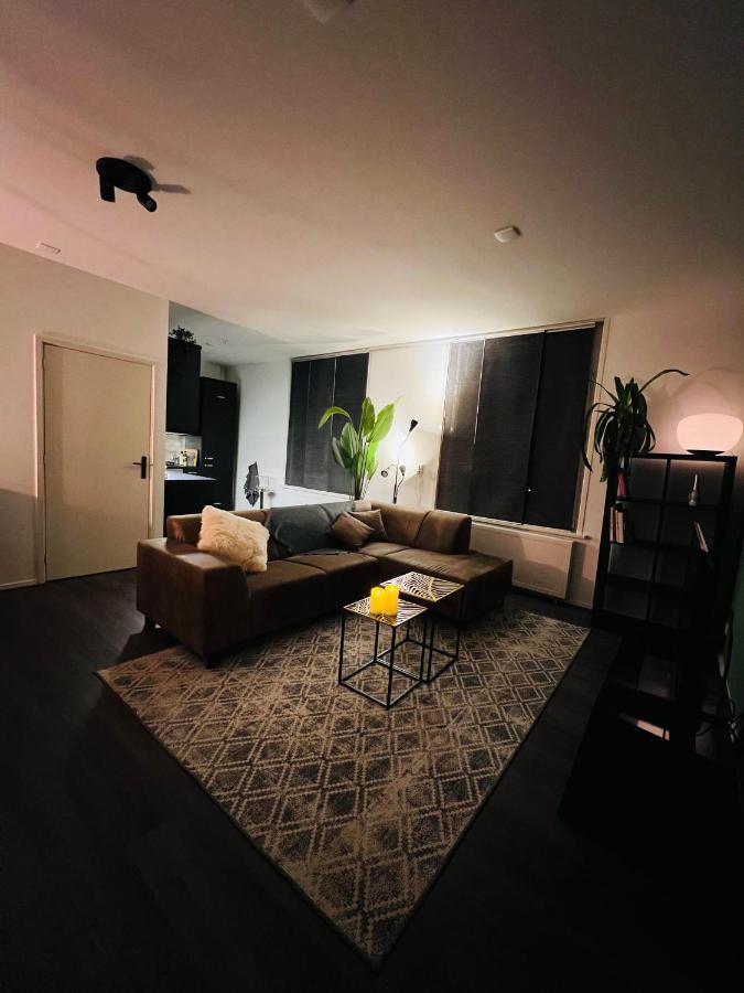 Canal Apartment At Historic Citycenter آميسفورت المظهر الخارجي الصورة